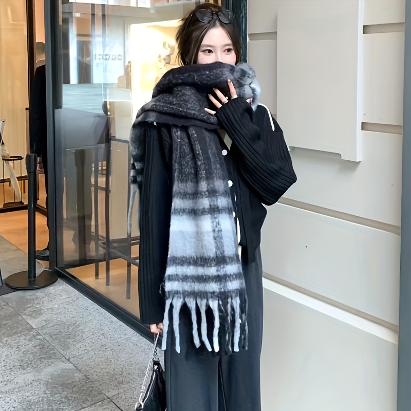 Classic Plaid Scarf for Women  - огляд і ціна Women'S Formal Accessories