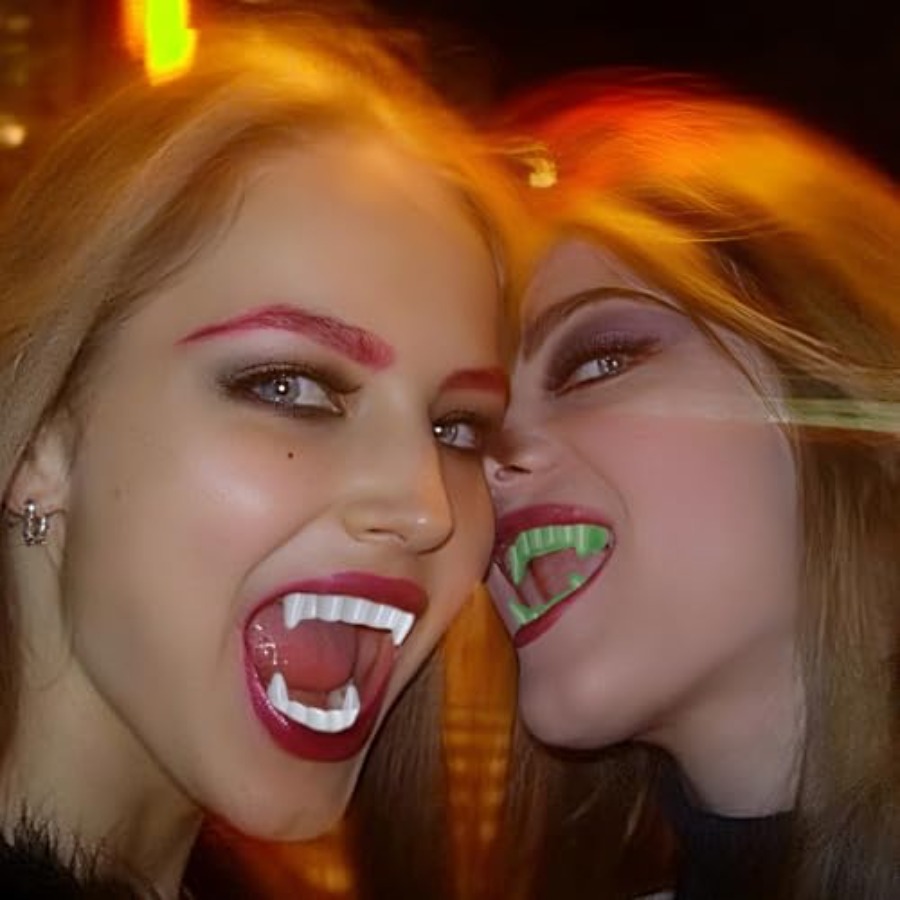 12 Pcs Halloween White Teeth F - огляд і ціна Women'S Vampire Accessories