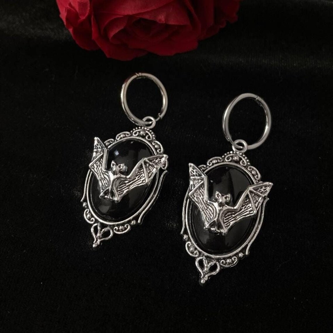 Vampire bat earrings,Gothic je - огляд і ціна Women'S Vampire Accessories